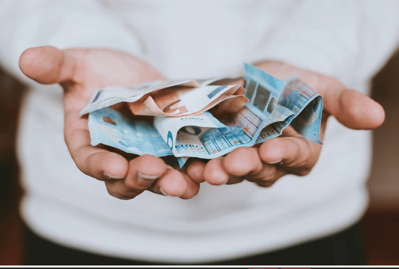 Perbedaan Zakat Mal dan Zakat Fitrah: Pengertian dan Ketentuannya