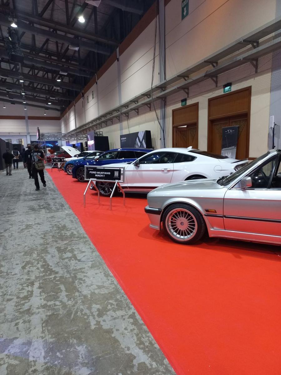 Pameran mobil (IDN Times/Zefanya Alviano)