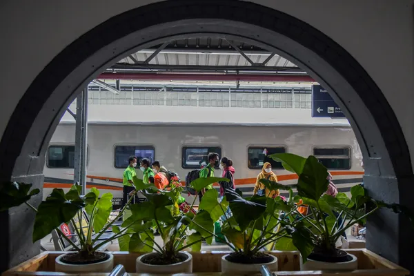 Jakarta ke Garut Bisa Naik Kereta Api, Ini Tarif dan Jadwal KA Cikuray