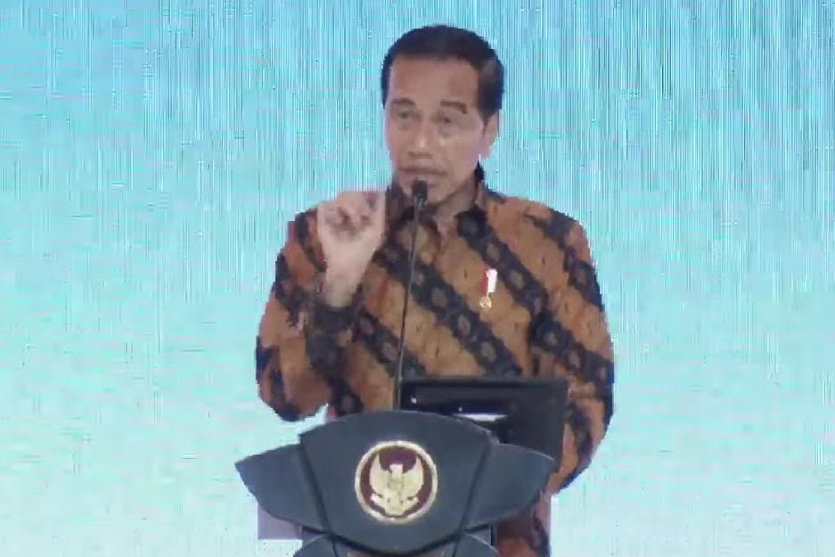 Presiden Jokowi dalam Outlook Perekonomian Indonesia Tahun 2023, Rabu (21/12). (Tangkapan layar)