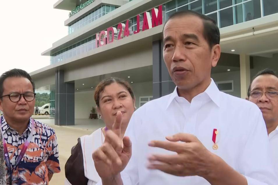 Presiden Jokowi saat meninjau RSUD Komodo, NTT. (Tangkapan layar)