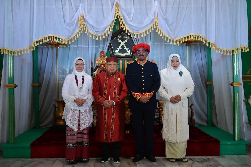 Wapres Ma'ruf Amin Terima Gelar Kehormatan dari Kesultanan Tidore