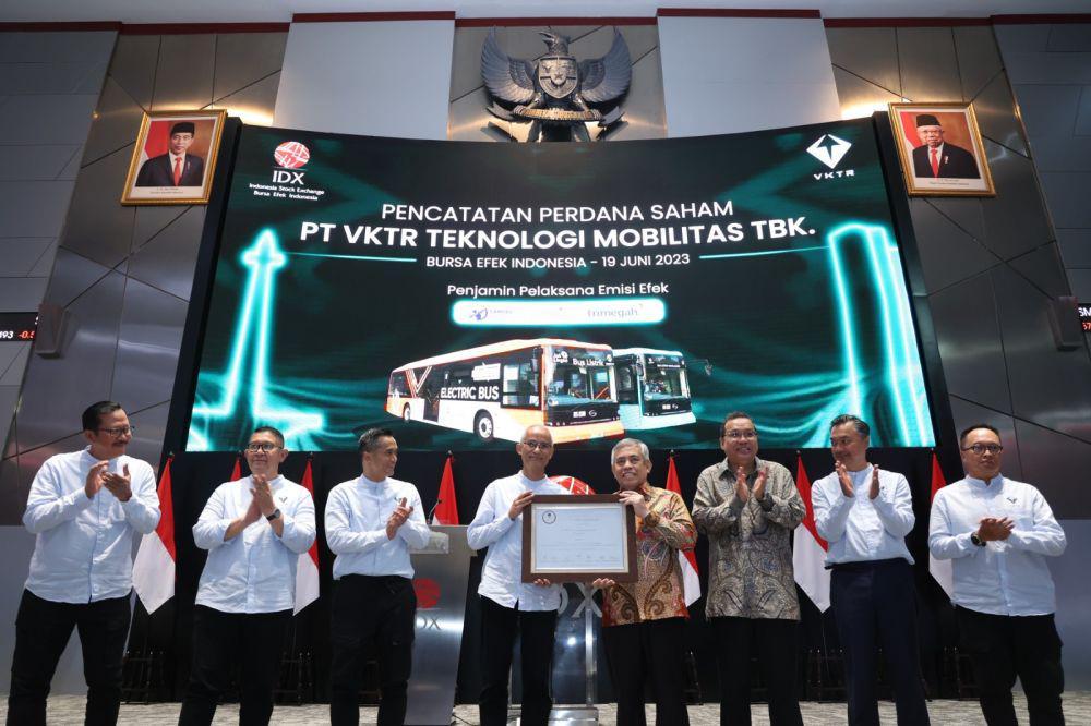 Emiten Grup Bakrie (VKTR) Garap Bisnis Forklift Listrik