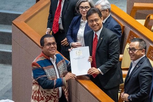 Poin-Poin Krusial Dalam UU Kesehatan Yang Baru Disahkan