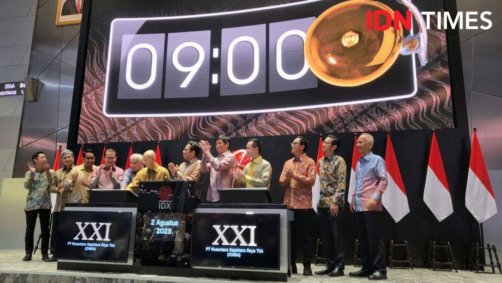 Seremoni pencatatan saham perdana PT Nusantara Sejahtera Raya Tbk (CNMA) atau Cinema XXI. (IDN Times/Ridwan Aji Pitoko)
