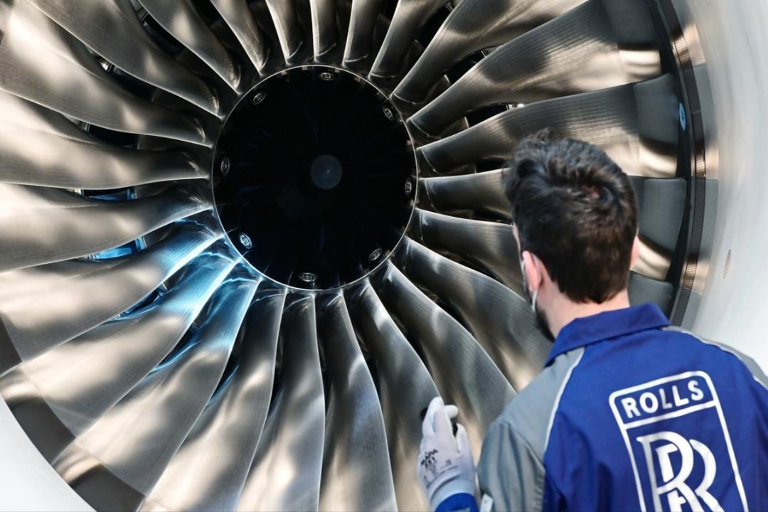Efisiensi Bisnis, Rolls-Royce PHK 2.500 Karyawan