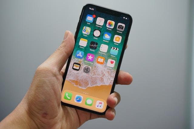 Langkah Strategis iPhone Jadi Produk Ponsel Pintar Terlaris di Dunia