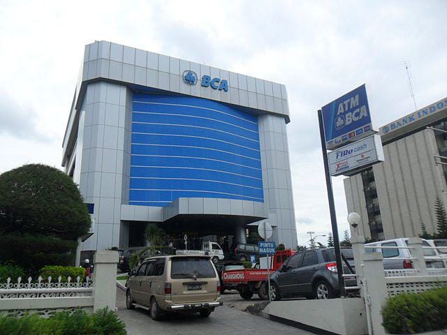 Gedung BCA Banjarmasin (commons.wikimedia.org/Ezagren)