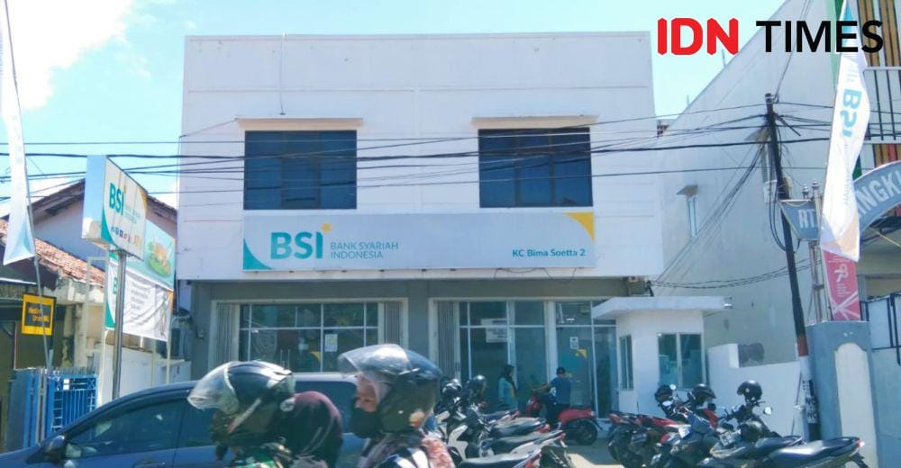 Foto Kantor BSI Cabang Bima Soetta 2 (IDN Times/Juliadin)