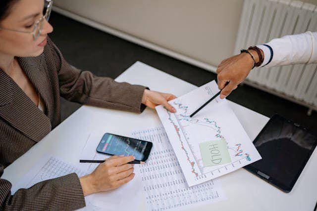 Bagaimana Mengevaluasi Performa Portofolio Secara Objektif?