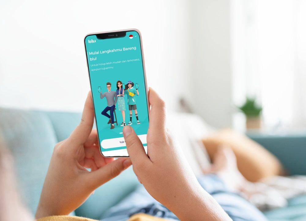 ilustrasi membuka aplikasi blu BCA (Freepik.com/Edited by Penulis)