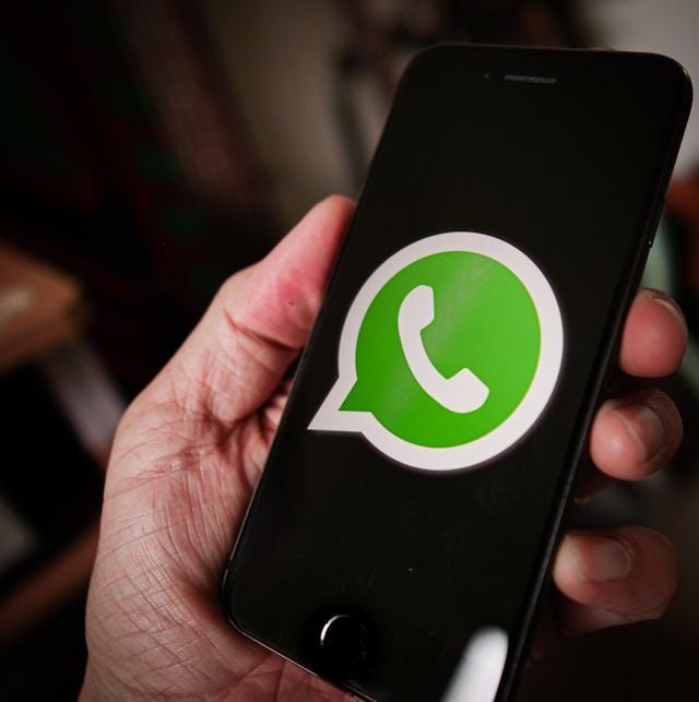 WhatsApp Resmi Hadirkan Iklan, Mengakhiri Visi Para Pendirinya