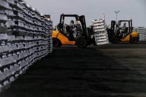 BUMN Holding Industri Pertambangan, MIND ID, terus berkomitmen memperkuat program hilirisasi mineral guna mendukung pertumbuhan ekonomi nasional sekaligus meningkatkan daya saing industri di masa depan. (Dok. MIND ID)