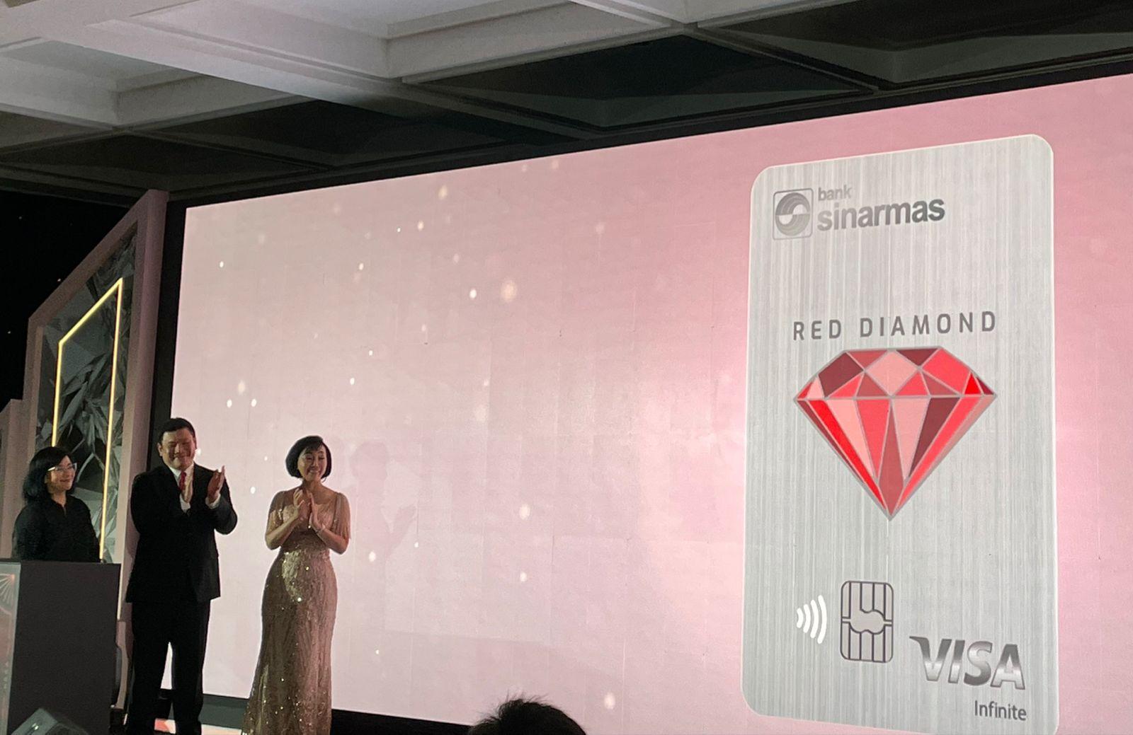 Bank Sinarmas Targetkan Penerbitan 20 Ribu Kartu Kredit Red Diamond