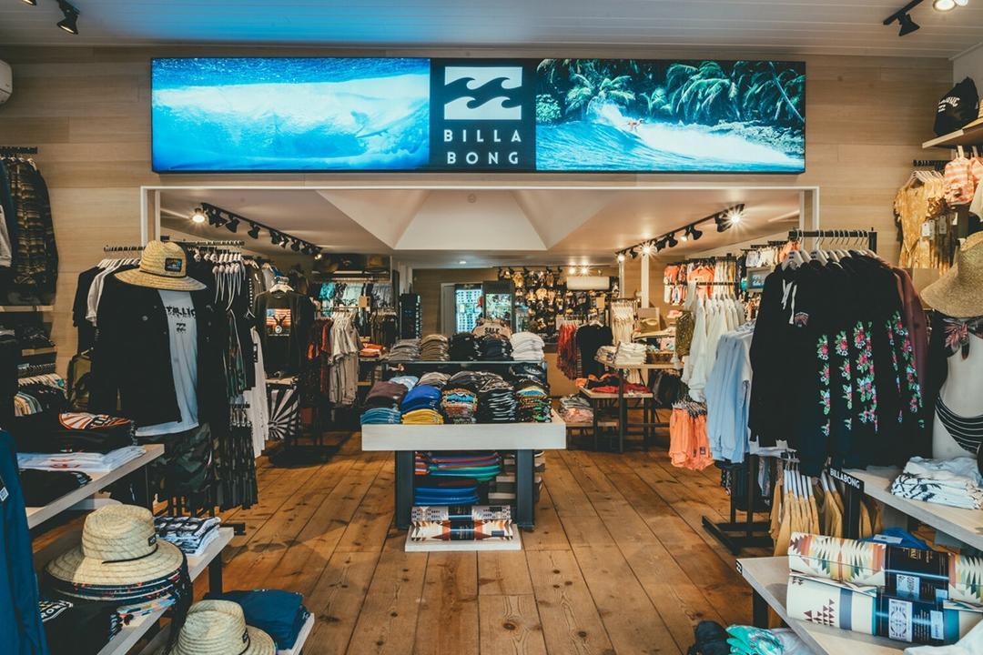 Toko Billabong, Quiksilver, dan Volcom Gulung Tikar