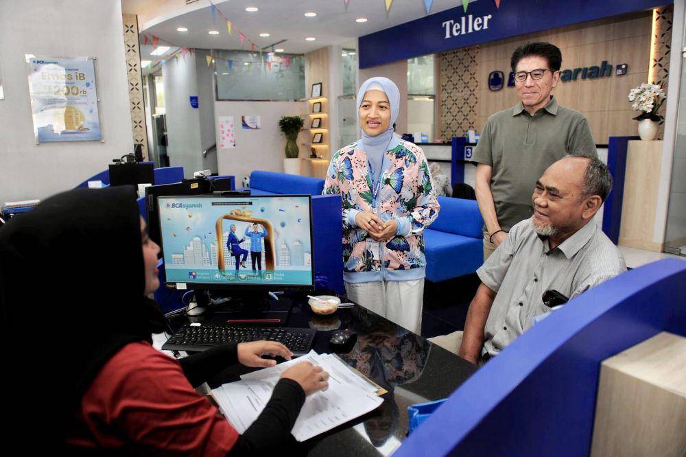 ilustrasi membuka rekening BCA Syariah secara offline (bcasyariah.co.id)