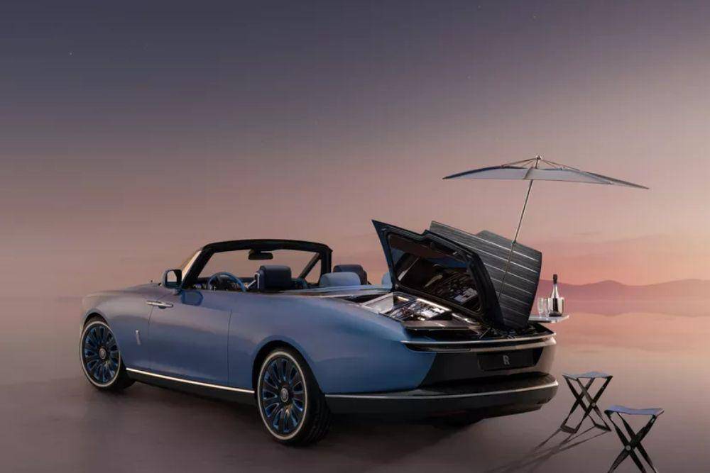 Rolls Royce Boat Tail (dok. rolls-roycemotorcars.com)