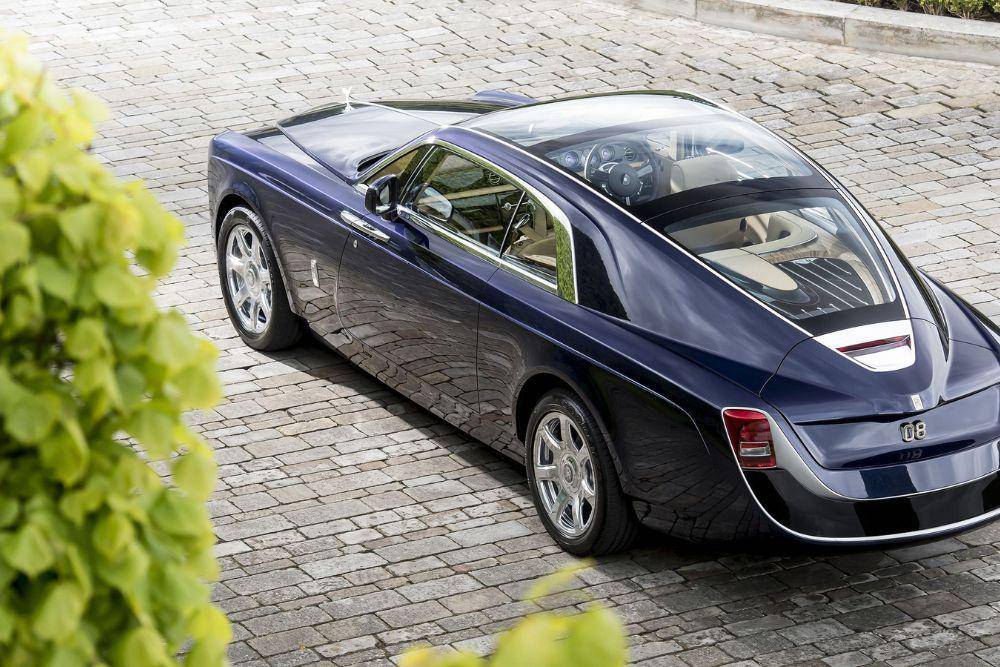 Rolls Royce Sweptail (dok. rolls-roycemotorcars.com)