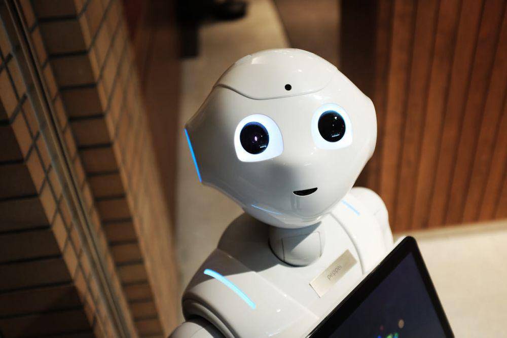ilustrasi Artificial Intelligence (pexels.com/Alex Knight)