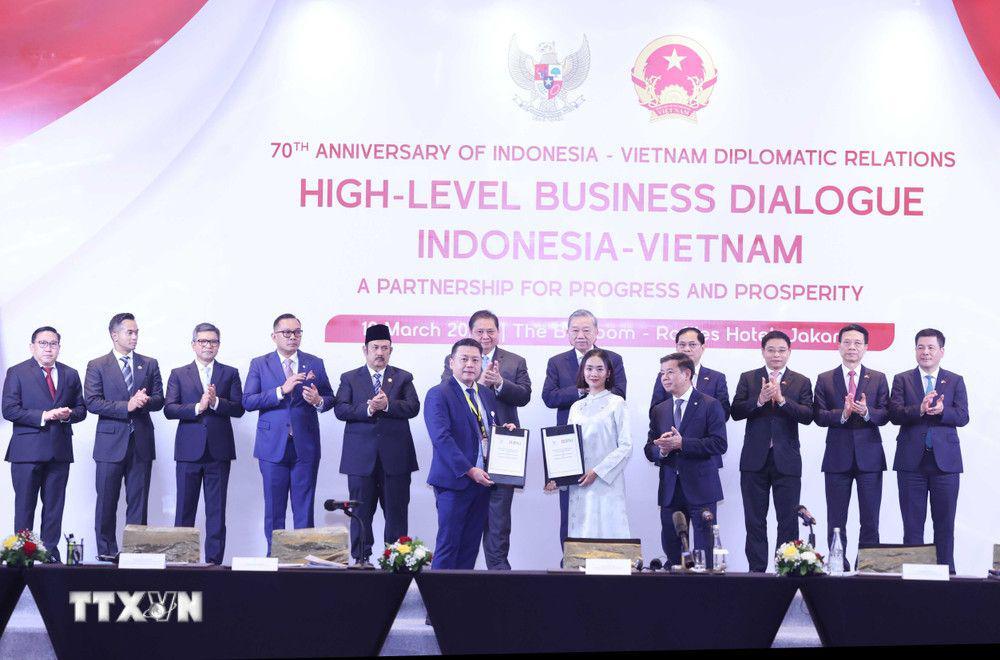 Perkuat Portofotio Hijau, BNI Teken Kerja Sama dengan VinFast