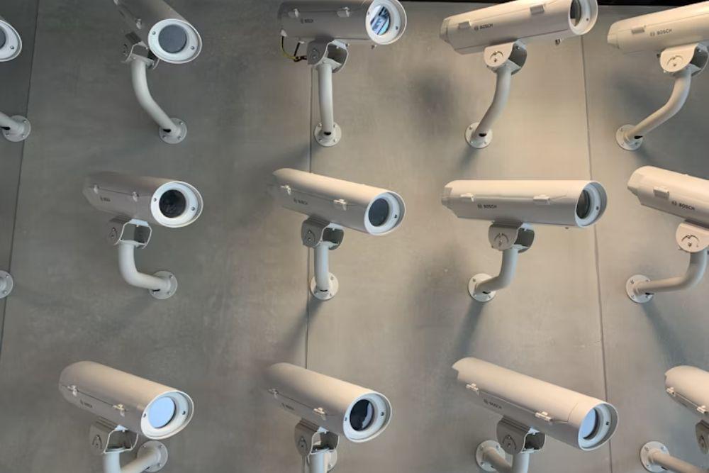 8 Rekomendasi CCTV Bisa Dipantau Pakai HP Saat Mudik 2025