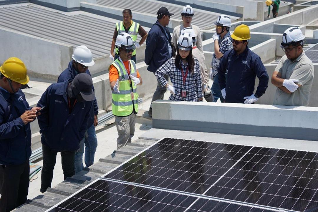 SUN Terra dan Pengembang Pasang Panel Surya di 1.000 Rumah