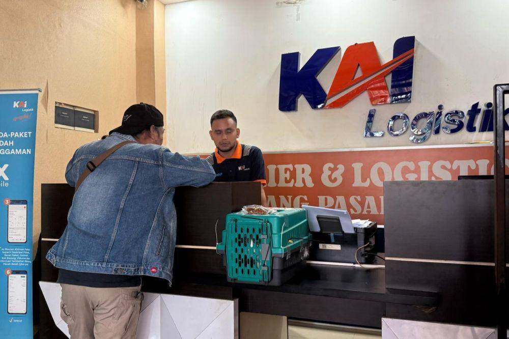 Layanan pengiriman hewan peliharaan dengan kereta api. (dok. KAI Logistik)
