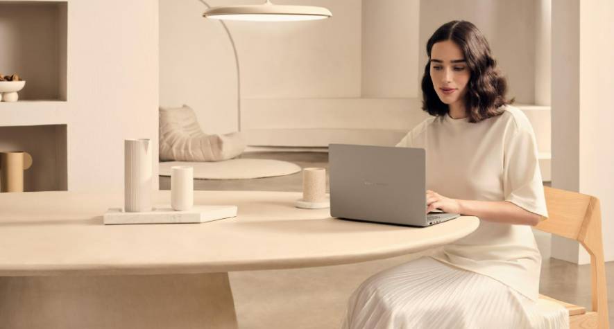 ilustrasi Zenbook A14 OLED (UX3407RA) (dok. ASUS)