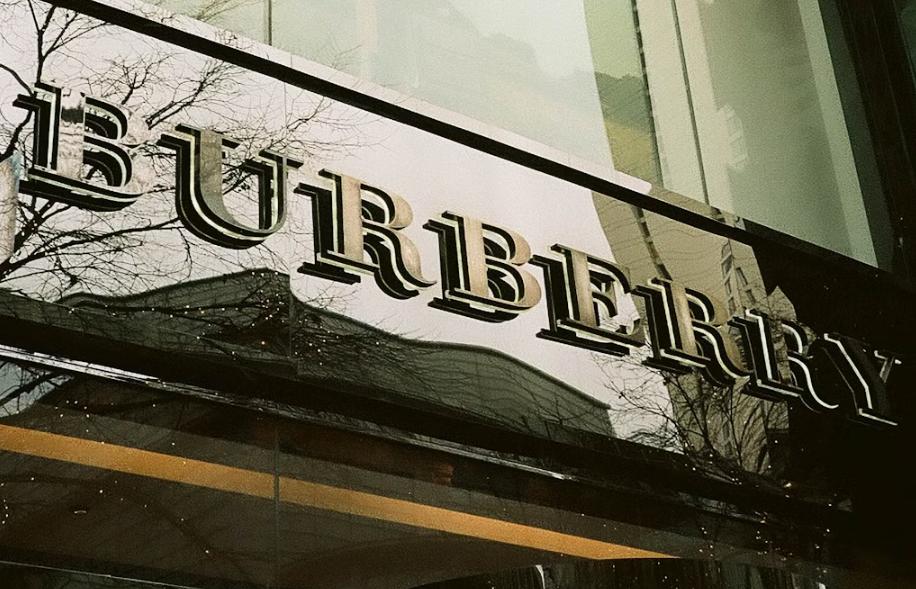 Burberry Akan PHK 1.700 Karyawan Usai Rugi Rp1,6 Triliun