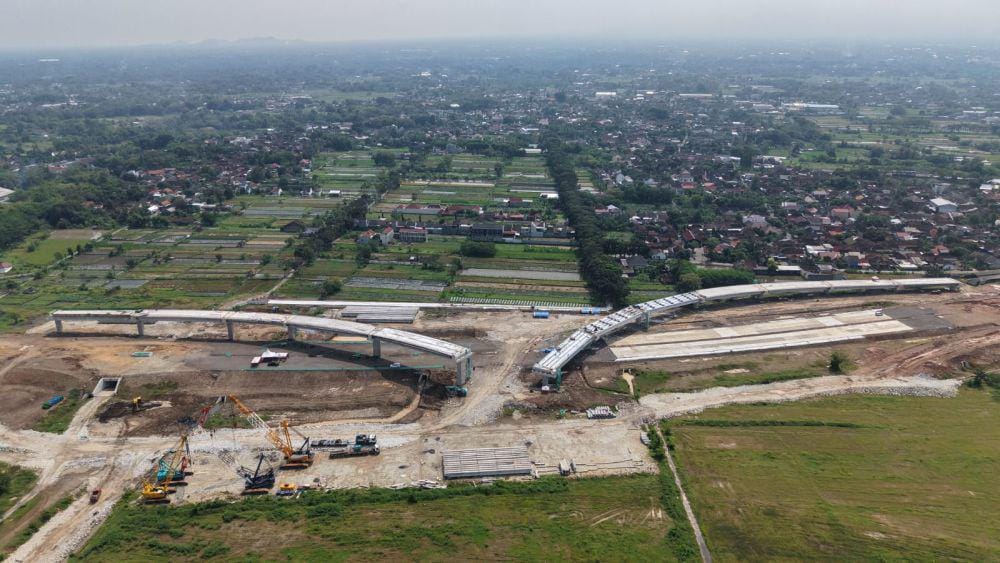 ADHI Raup Kontrak Baru Rp8,3 T hingga Juli 2026