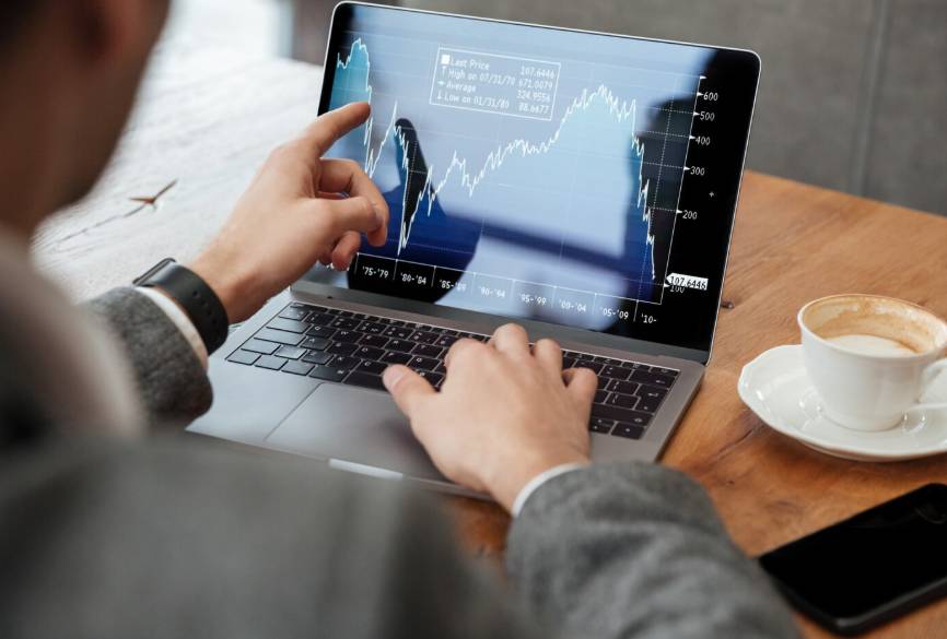 ilustrasi investor (freepik.com/drobotdean)