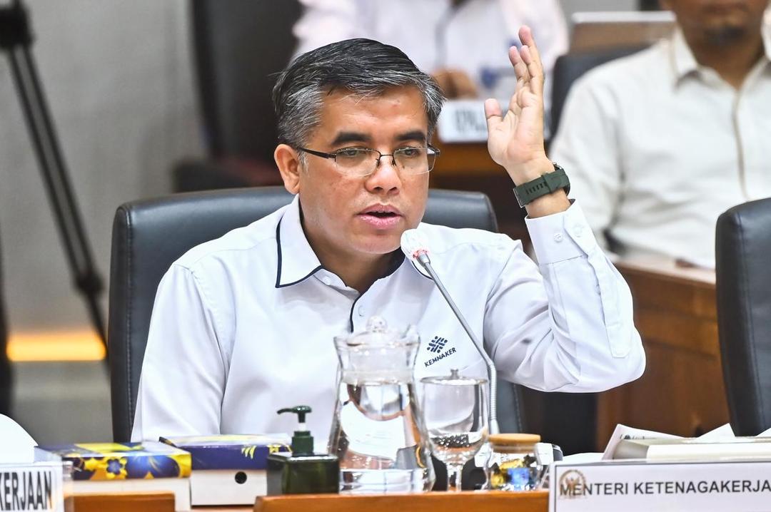 Pemerintah Larang Perusahaan Tahan Ijazah Pekerja, Ini Ketentuannya