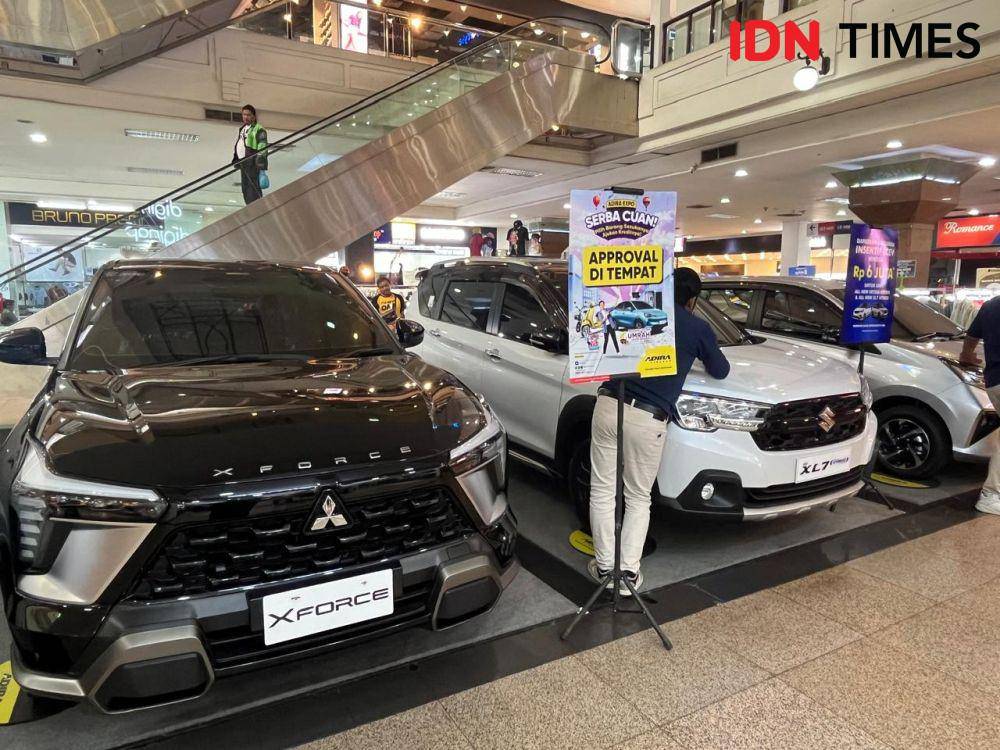 Adira Finance menyelenggarakan pameran otomotif Adira Expo Serba Cuan yang digelar di Java Supermal Semarang, 21-25 Mei 2025. (IDN Times/Anggun Puspitoningrum)