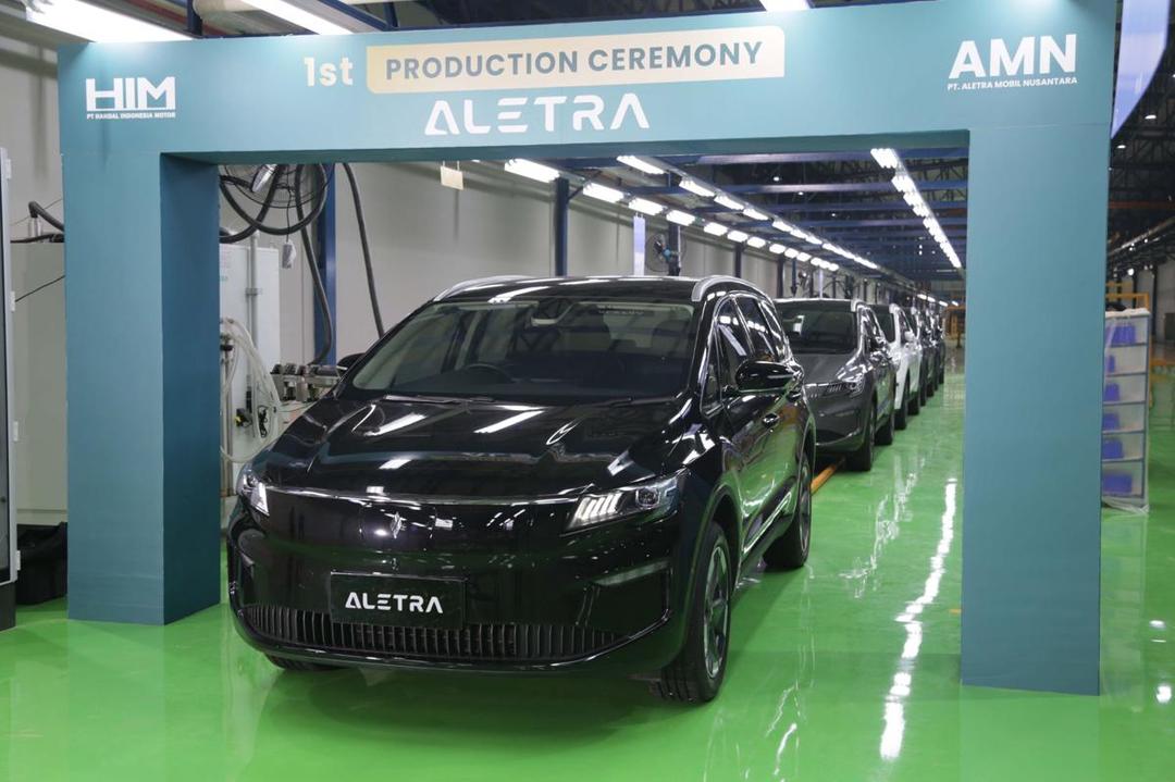 Aletra L8 Mulai Produksi Perdana di Pabrik Purwakarta 