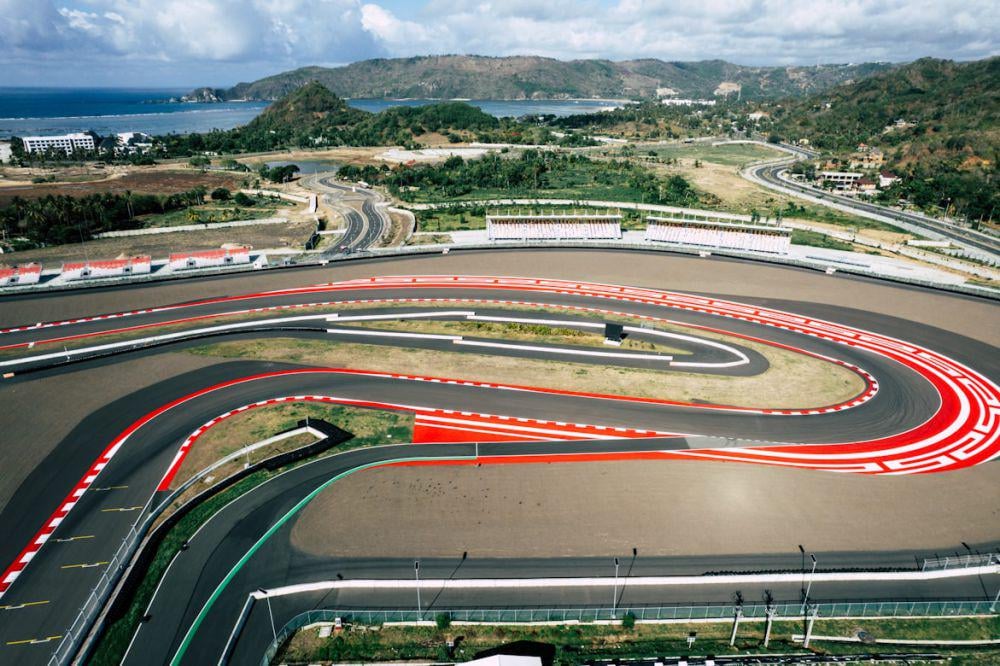 BNI Bawa 24 UMKM Lokal Berjualan di Ajang MotoGP Mandalika