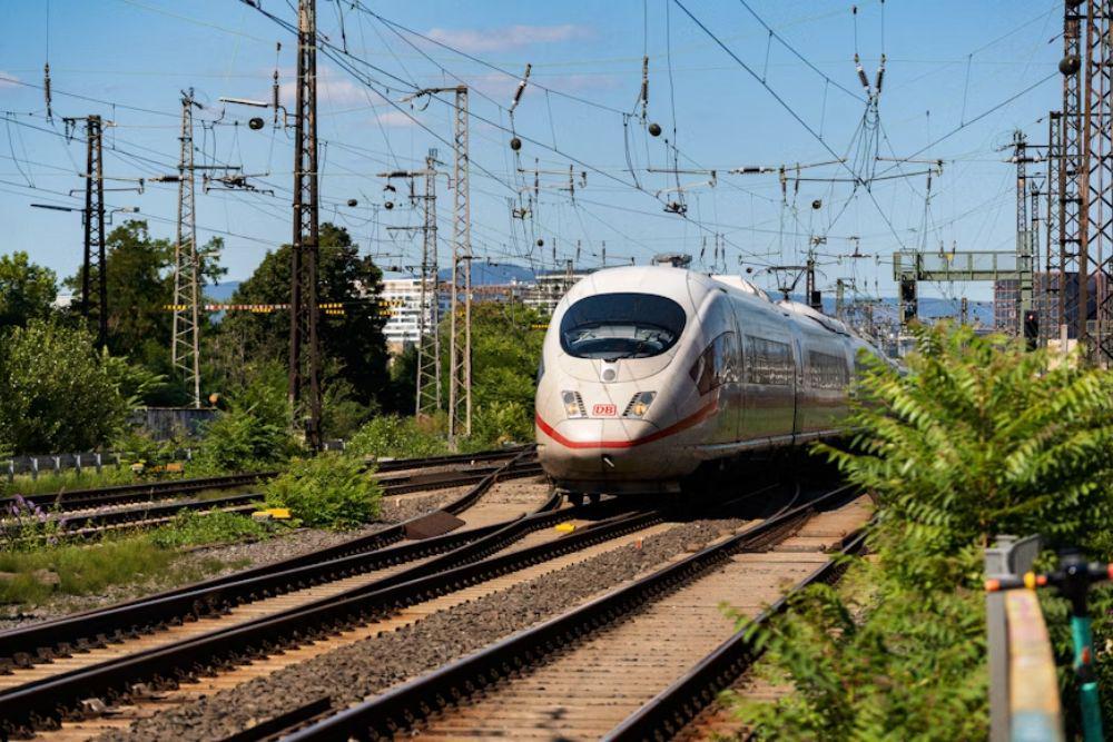 Profil CRRC Qingdao Sifang, Pemasok KRL RI Baru