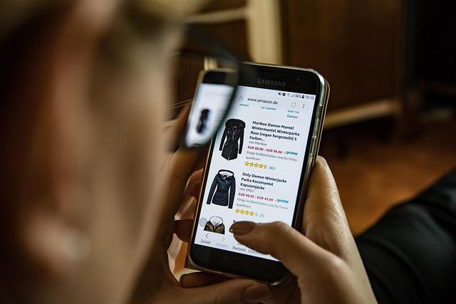 Ekonom: Pajak Penjual E-commerce, Bentuk Ketidakadilan Fiskal Digital