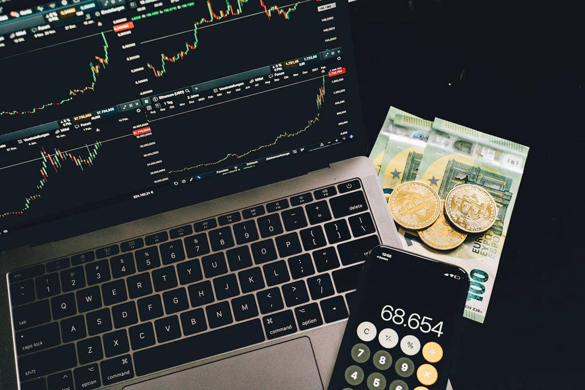 ilustrasi investasi kripto (pexels.com/Alesia Kozik)