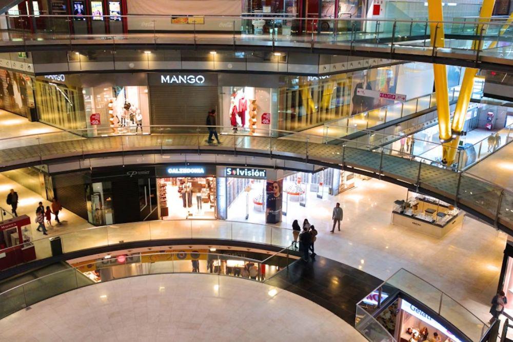 Apa Penyebab Mall dan Ritel Sepi? Ini Jawabannya