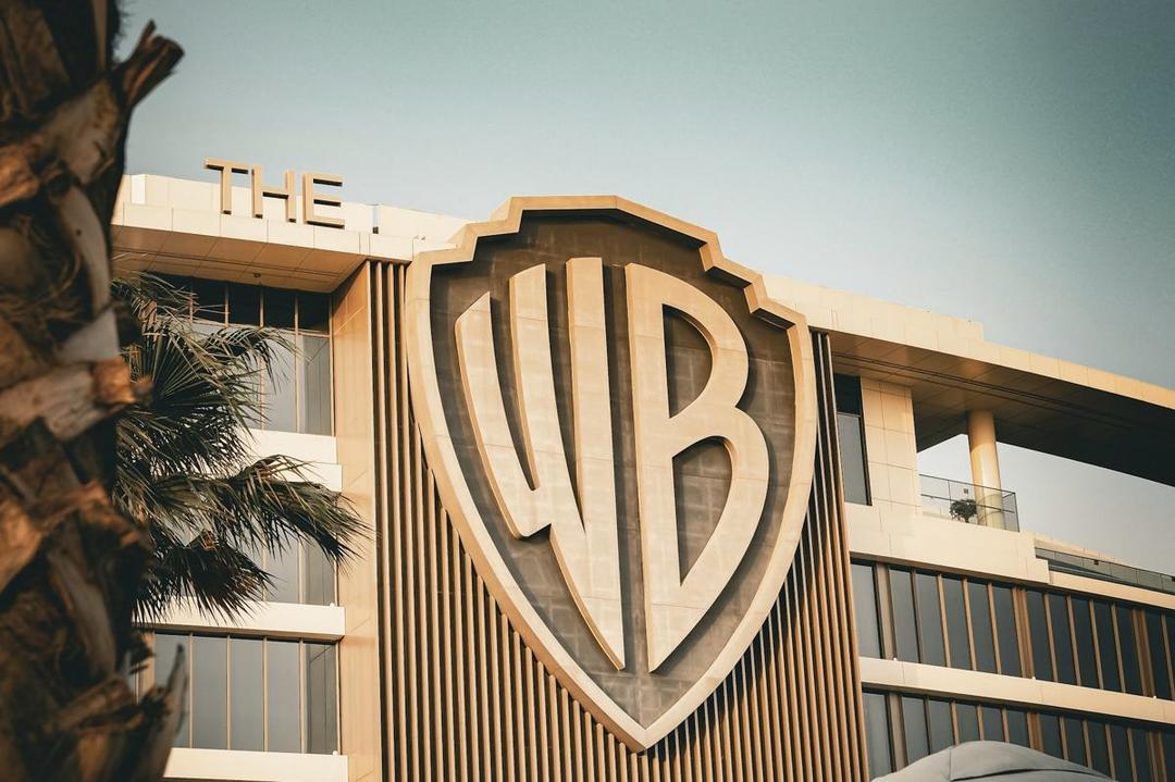 Warner Bros Akan Pisah Perusahaan Streaming dan TV Kabel, Rampung Pertengahan 2026