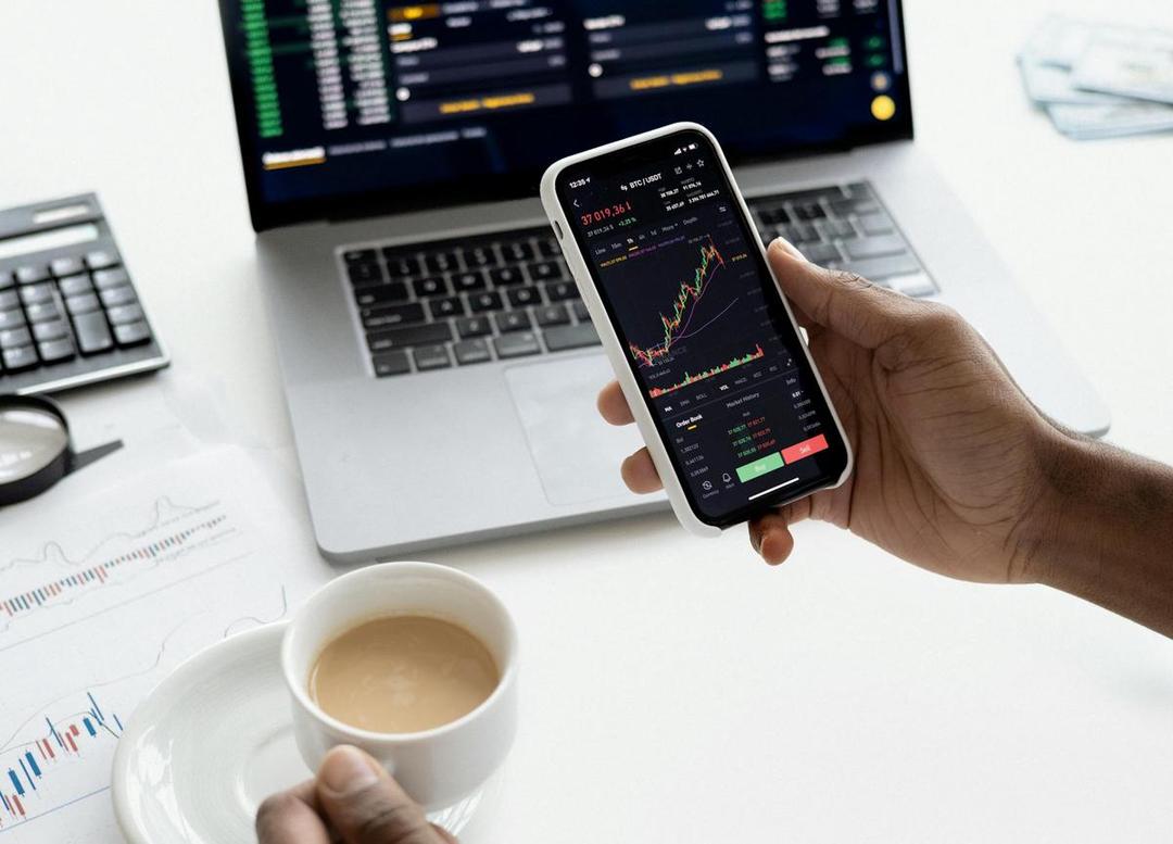 Dana Kelolaan Ashmore Turun 22 Persen, tapi Kinerja Investasi Ungguli Pasar