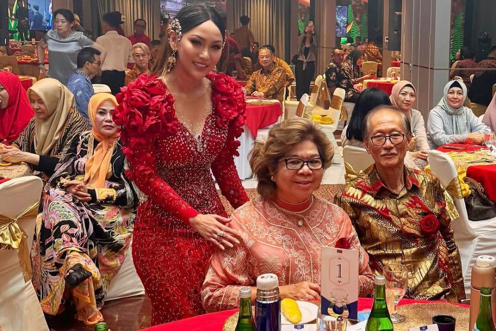 Profil Dewi Kam, Pengusaha Perempuan Sukses di Indonesia