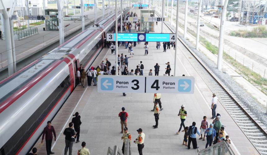 Syarat diskon 50 persen tiket kereta cepat