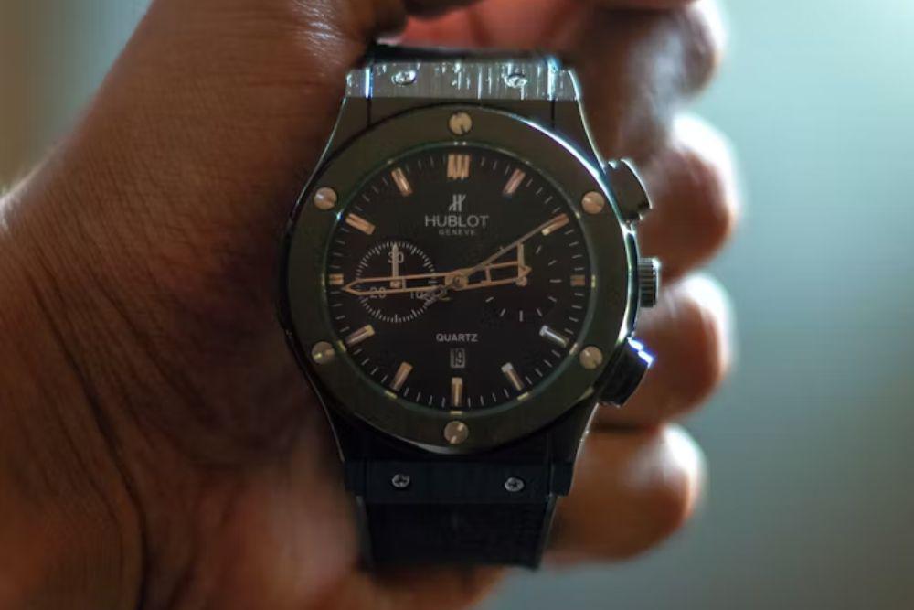 ciri jam hublot asli