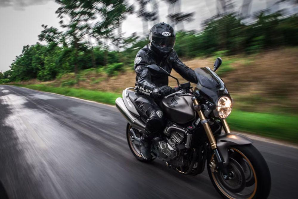 10 Motor Tercepat di Dunia 2025, Kecepatan Mengesankan!
