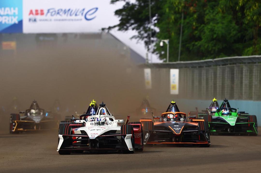 PLN Pasok Listrik Untuk Seluruh Operasional Formula E 2025