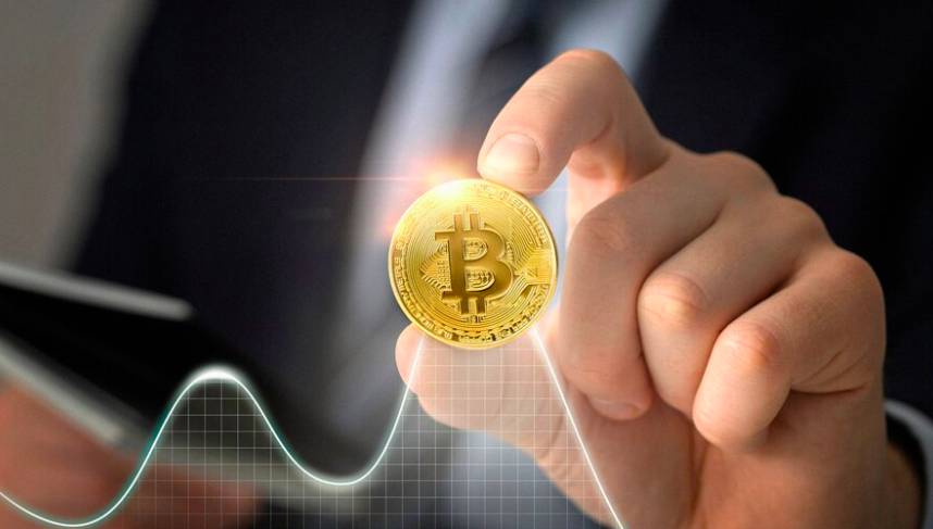 Ilustrasi bitcoin (freepik.com)