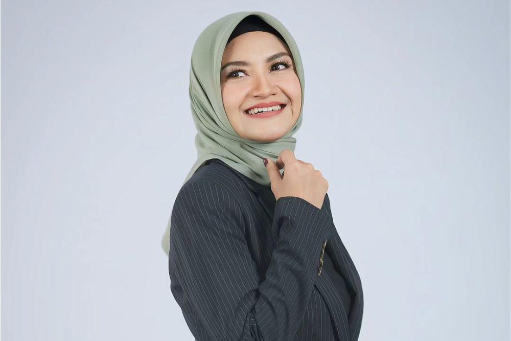 Profil tina talisa