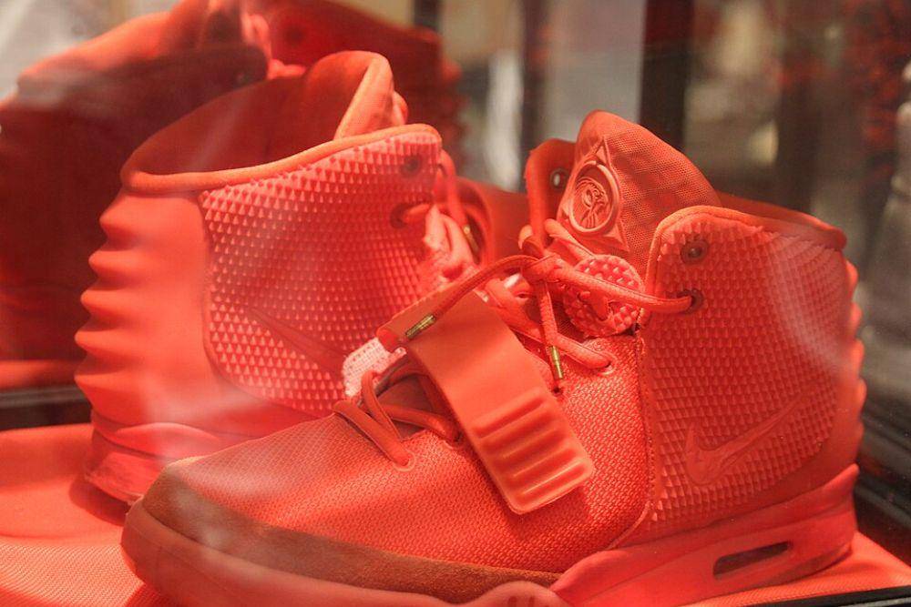 Sepatu nike termahal
