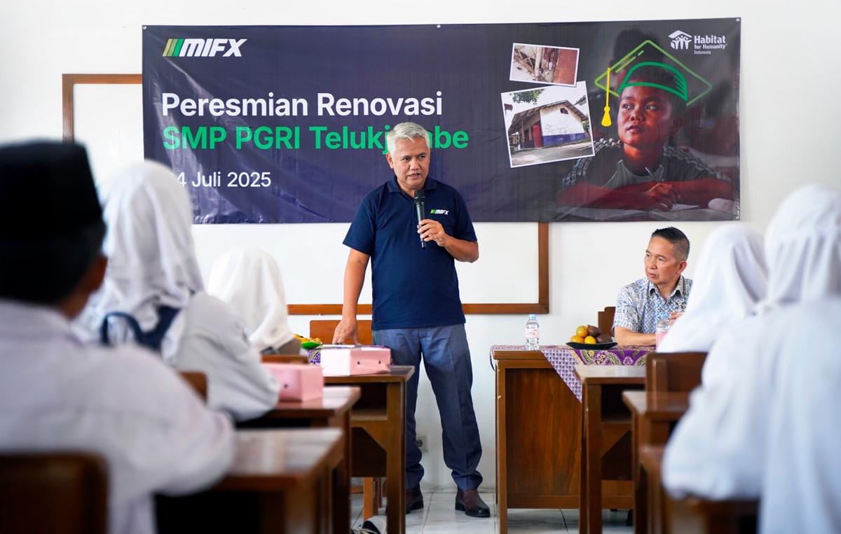 MIFX Renovasi Sekolah di Karawang, Bukti Komitmen untuk Pendidikan